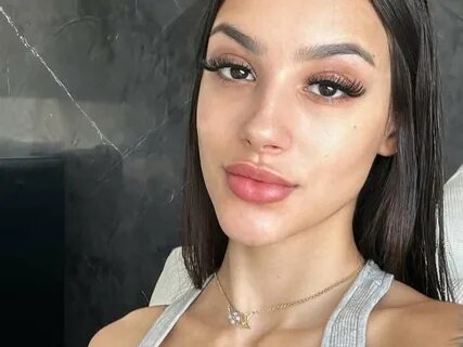 Ex-Fazenda Bia Miranda derrete a web ao postar nova foto do filho: 'Mu...