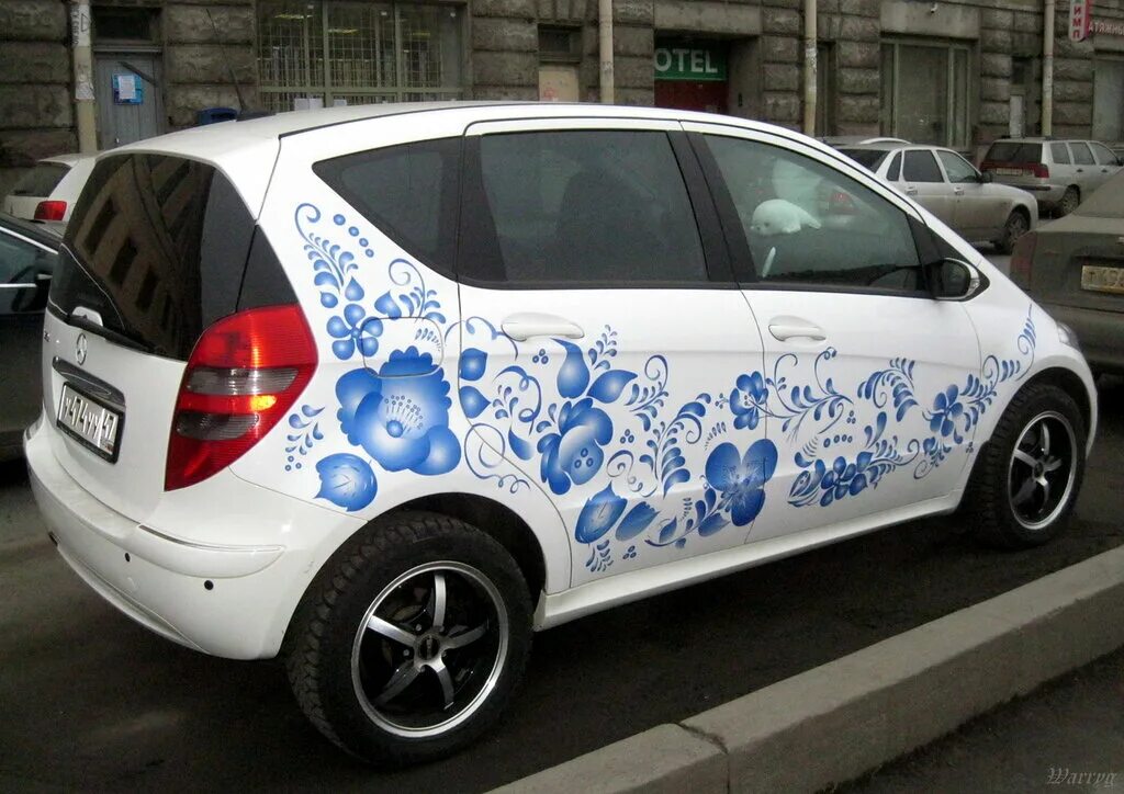 номер телефона такси. такси русавто гжель. гжель автомобиль. гжельская шкатулка. брендирование машины для автошколы.