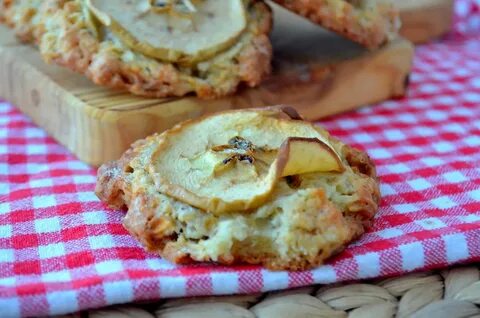 Печенье с яблоками и корицей в духовке