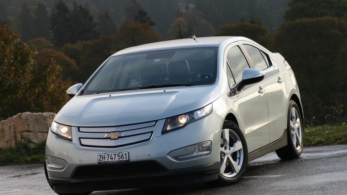 Chevrolet volt купить. Шевроле вольт 2005. Chevrolet Volt 2008. Chevrolet Volt 2. Chevrolet Volt 2013.