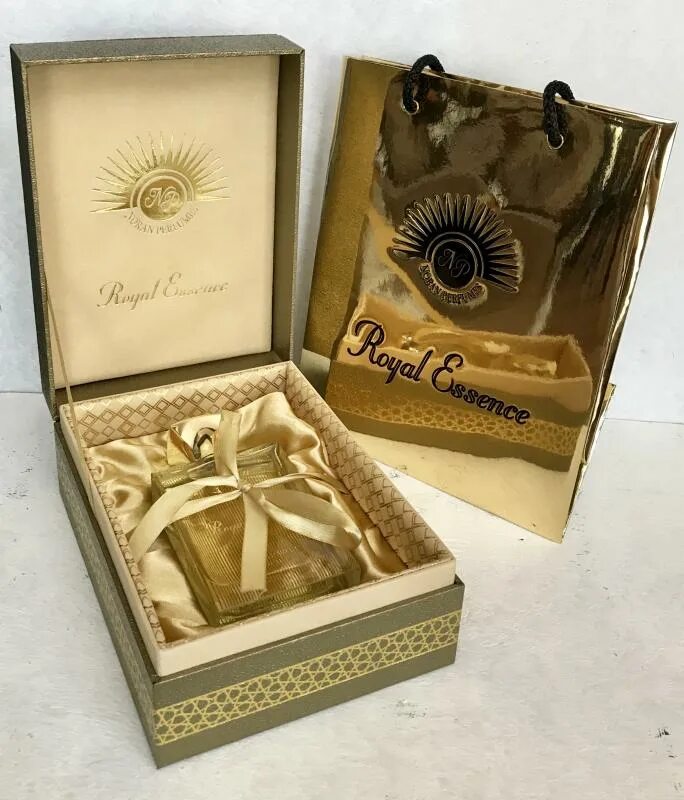 Духи моон Голд 1947. Moon Gold духи 1947 Парфюм. Noran Perfumes Moon 1947 Gold (Royal Essence). Наран Парфюм Мун Голд. Голд мун