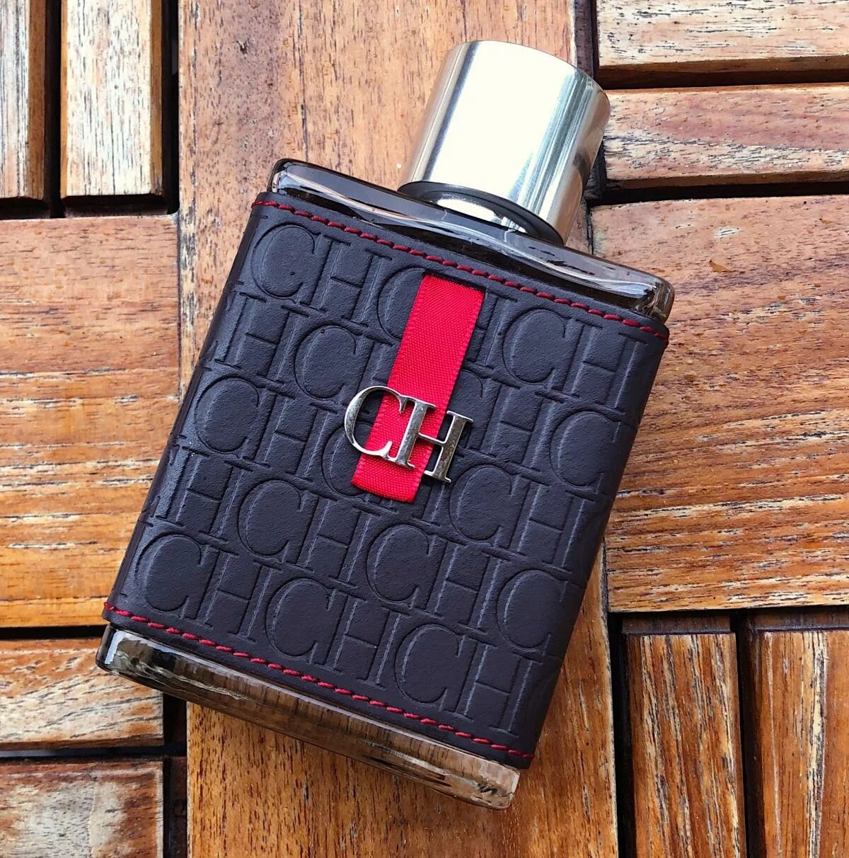 Ch men carolina. Ch men carolina herrera для мужчин. ch carolina herrera для мужчин реклама.