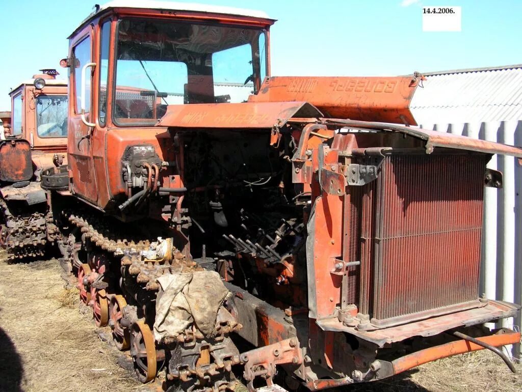 ДТ-175 Волгарь. Трактор ДТ – 175 М «Волгарь». Трактор т-175 Волгарь. Трактор ДТ 175 бульдозер. Тракторные разборки