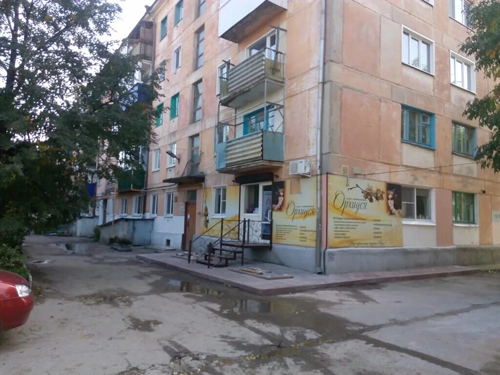 магазин медицинской техники. стойки для выставки товара омрон. улица советская сызрань. медтехника самара. советская 8 сызрань.