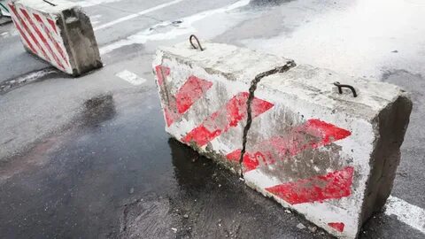 Блок на дороге