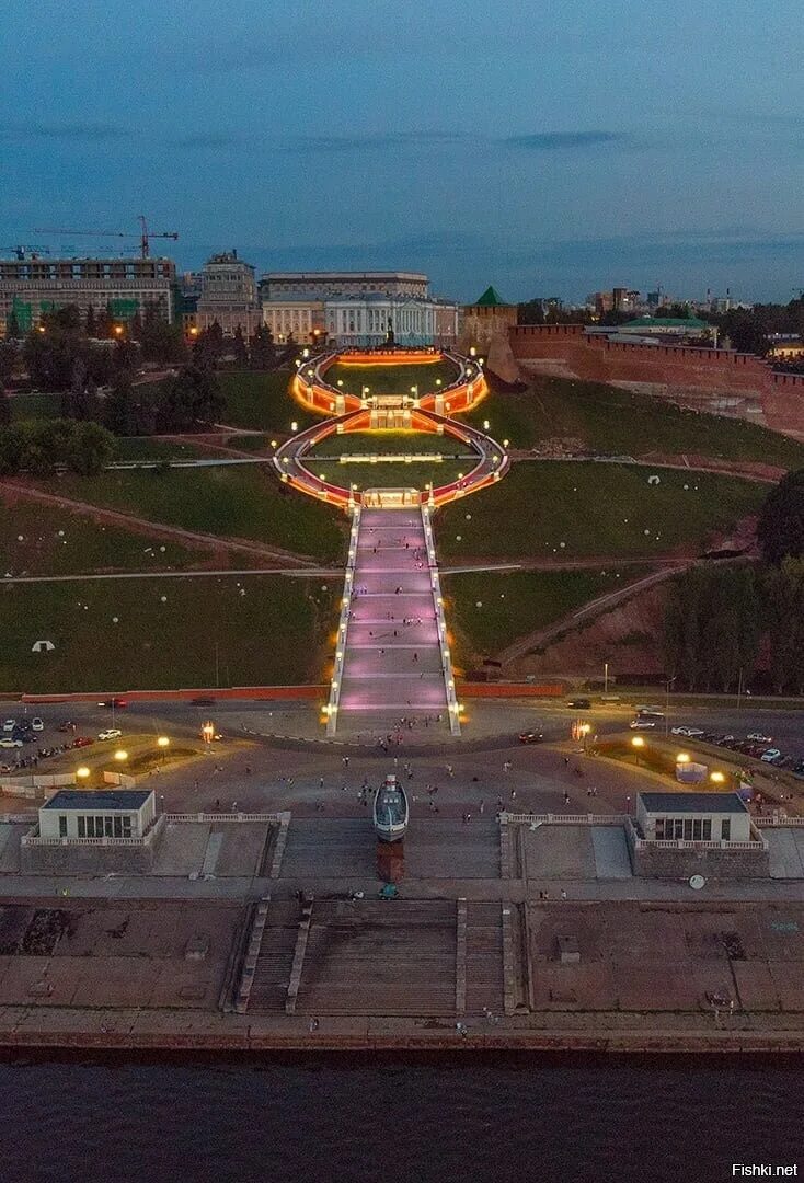 Сколько ступеней в нижнем новгороде. Чкаловская лестница Нижний Новгород. Чкаловская лестница Нижний Новгород 2021. Чкаловская лестница Нижний Новгород 2022. Нижний 800 Чкаловская лестница.