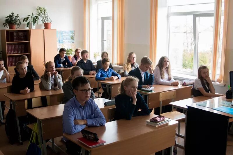 Село троицкое сахалинская область. Гимназия 7 чехов. Чехов в школе. Школа село чехов. Школа село чехов.