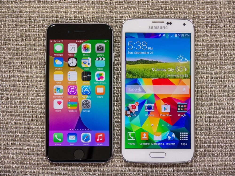 Iphone 6 Samsung s5. Samsung s5 vs iphone 6. Iphone 8 Samsung s5. Samsung Galaxy vs iphone. Сравнение телефонов samsung galaxy