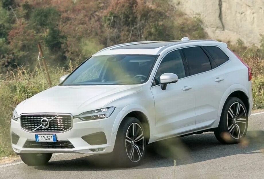 Volvo xc60 поколения. Volvo xc60 2021. Вольво хс60 2022. Volvo xc60 2022. Volvo xc60 2020.