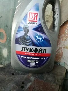 Объем масла в коробке 2110