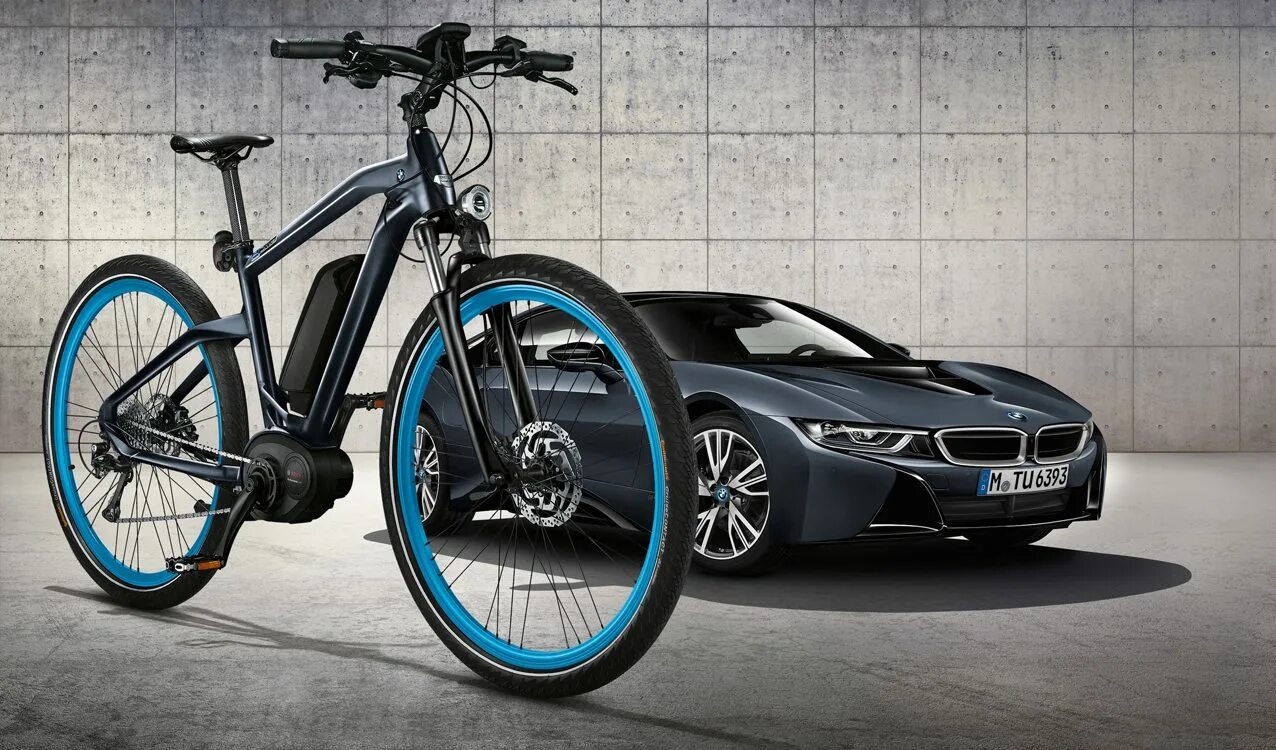 Bike машина. BMW Cruise e-Bike. Электровелосипед BMW Cruise e-Bike. BMW Cruise m Bike. Электрический велосипед BMW x6.