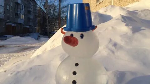 Ледяной снеговик