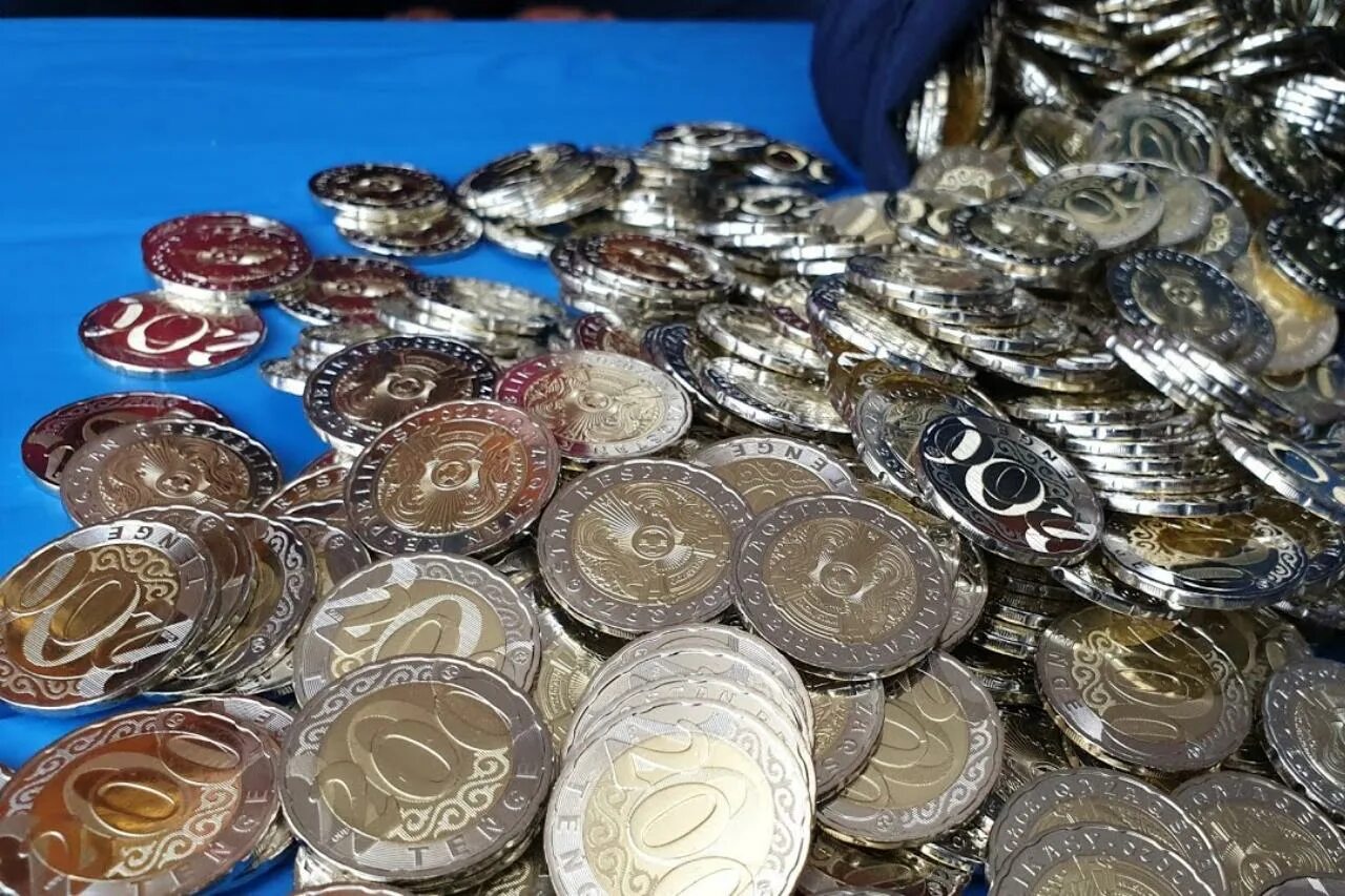 60 kzt. Казахстан 1000 тенге. Казахстанские деньги. Тенге купюры. 60 kzt.