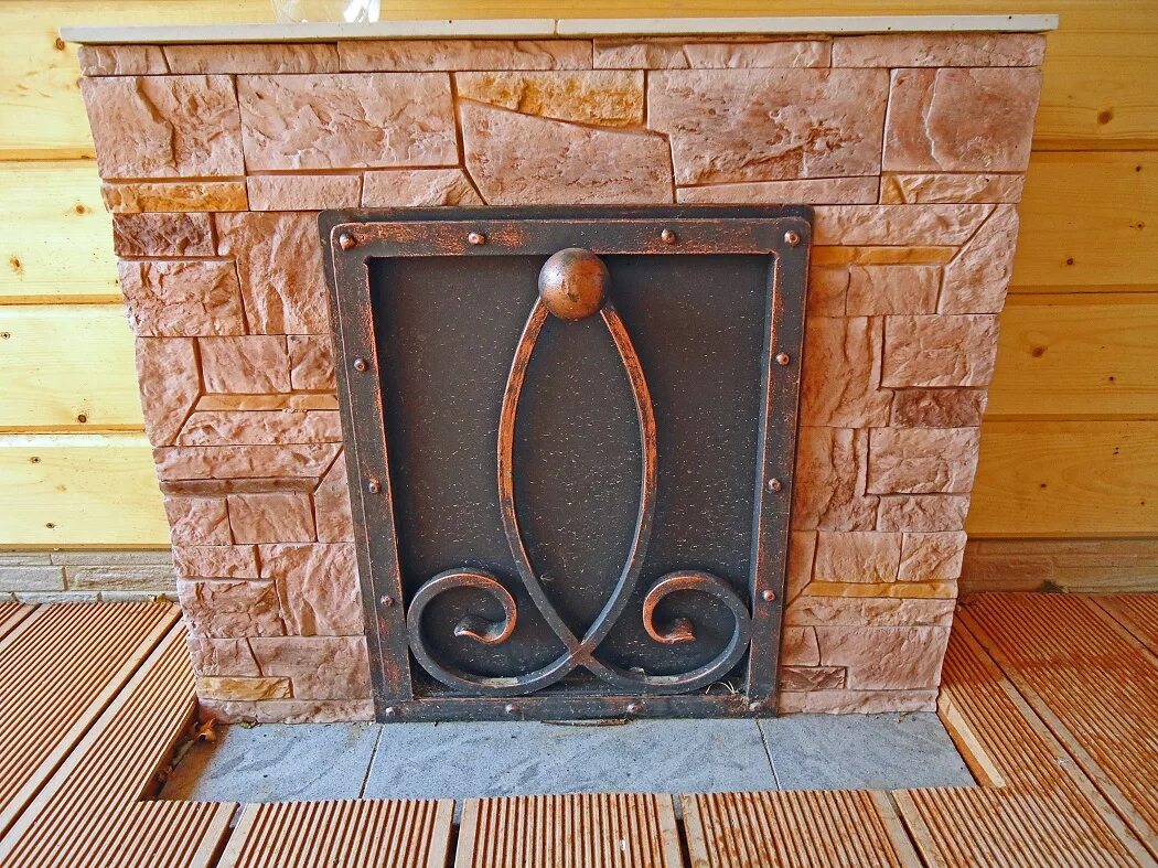 дверца для печи. дверь в печь в баню. чугунная дверца печи 28х22. дверца для печки. дверь топки везувий.