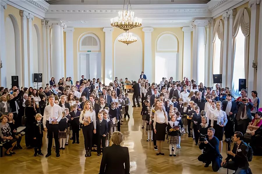 Сайт второй гимназии. 2-Я Санкт-Петербургская гимназия. Вторая СПБ гимназия. 2 Гимназия Санкт-Петербург внутри. 2 Санкт-Петербургская гимназия учителя.