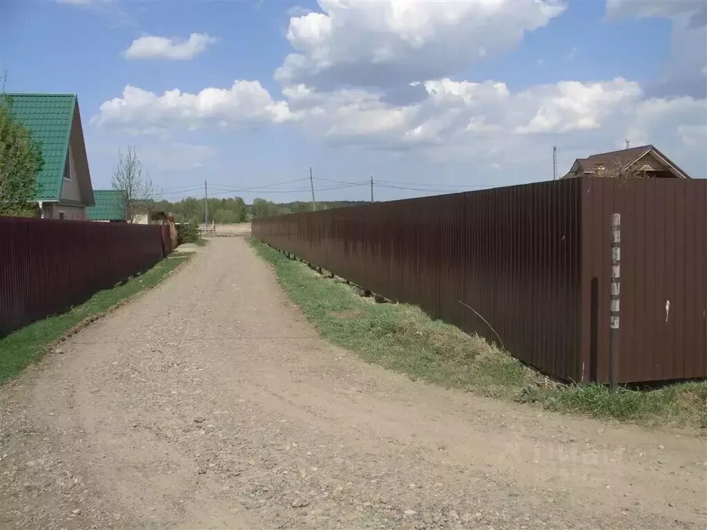 Купить участок томская область. Село Курлек Томская. Село Курлек Томская область улица кедр дом 29. Питомник в Томской области, п. Курлек садик. Библиотека села Курлек Томского района.