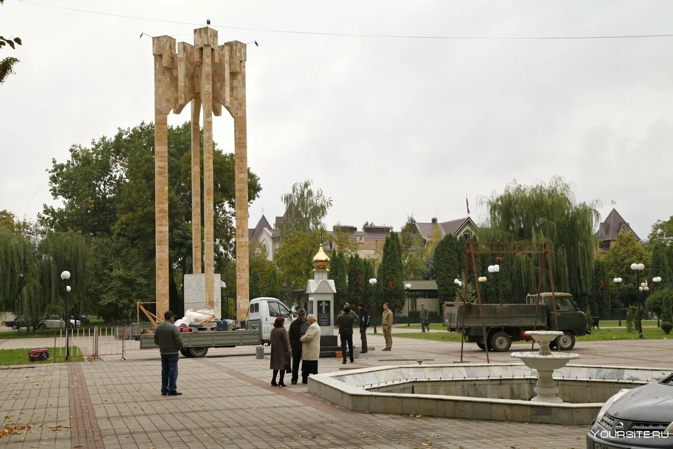 Георгиевск город Ставропольский край. Достопримечательности города Георгиевска Ставропольского края. Георгиевск площадь Победы. Георгиевск население численность