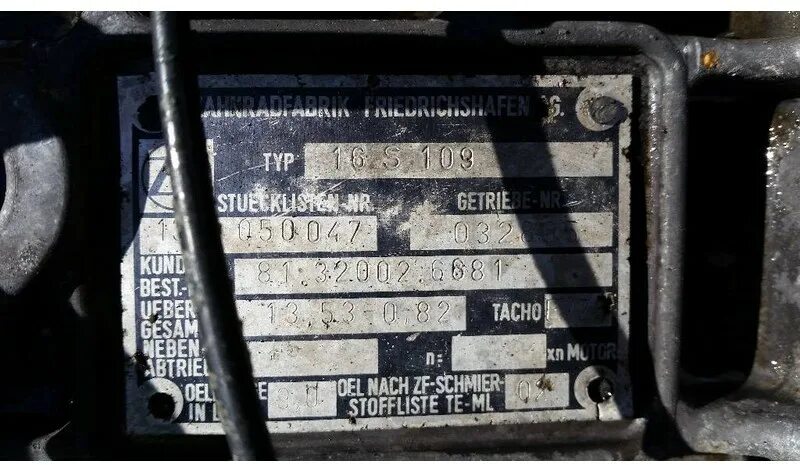 Какое масло в кпп зф 16. Кпп zf 16s109. кпп зф 16s 109. табличка zf16 ман. zf16s223 intarder табличка.