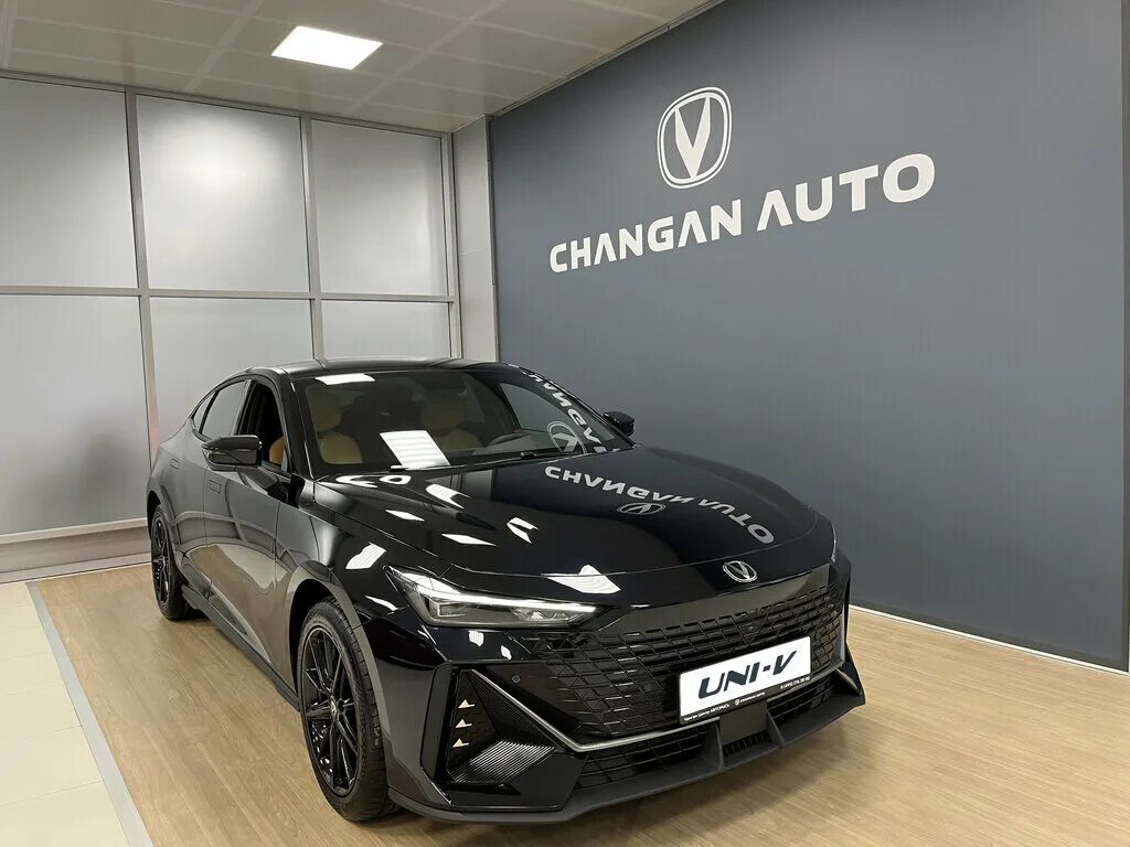 Changan uni v 1.5 amt