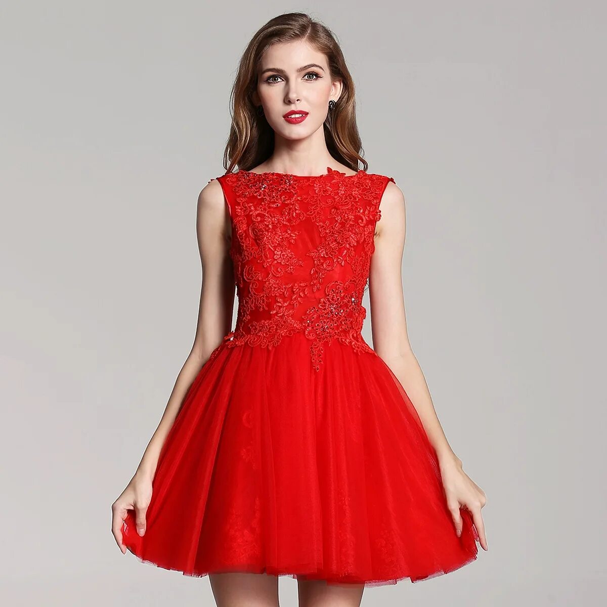 черно красное платье на свадьбу. красное пышное платье. красивые платья красного цвета. тейлор свифт в платье. элегантное красное платье.