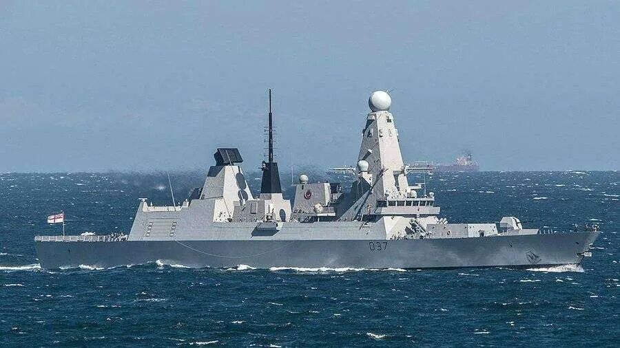 Вмс 28. Фрегаты вмс великобритании. эсминец и фрегат королевских вмс. эсминец дункан. фрегат великобритании 28.