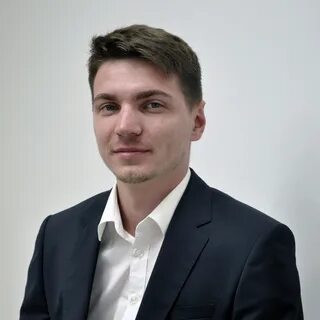 Ведущий юридический