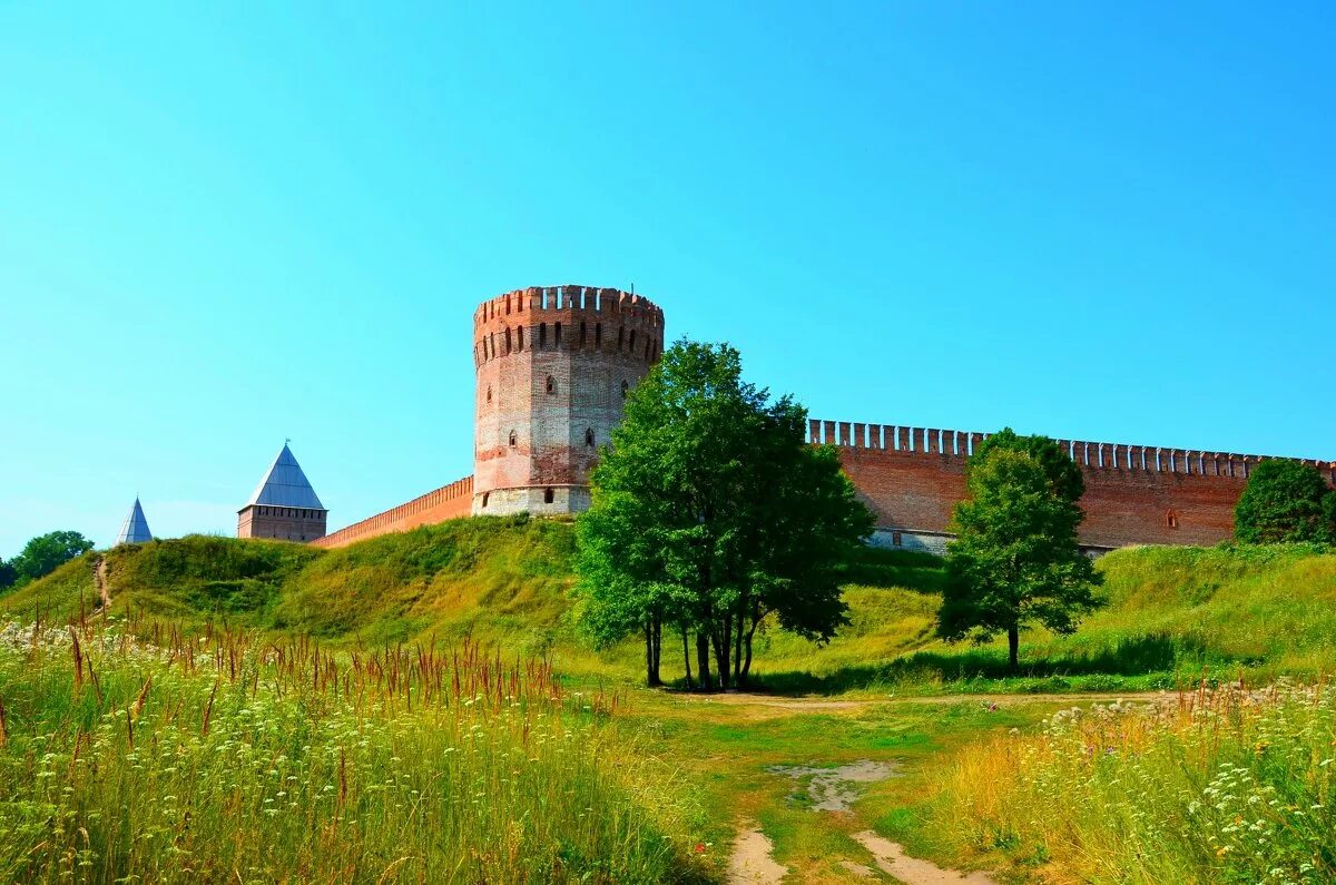 берег днепра смоленск. берег днепра смоленск. река вопь ярцево. географическое положение смоленска фото. смоленск река в смоленске.