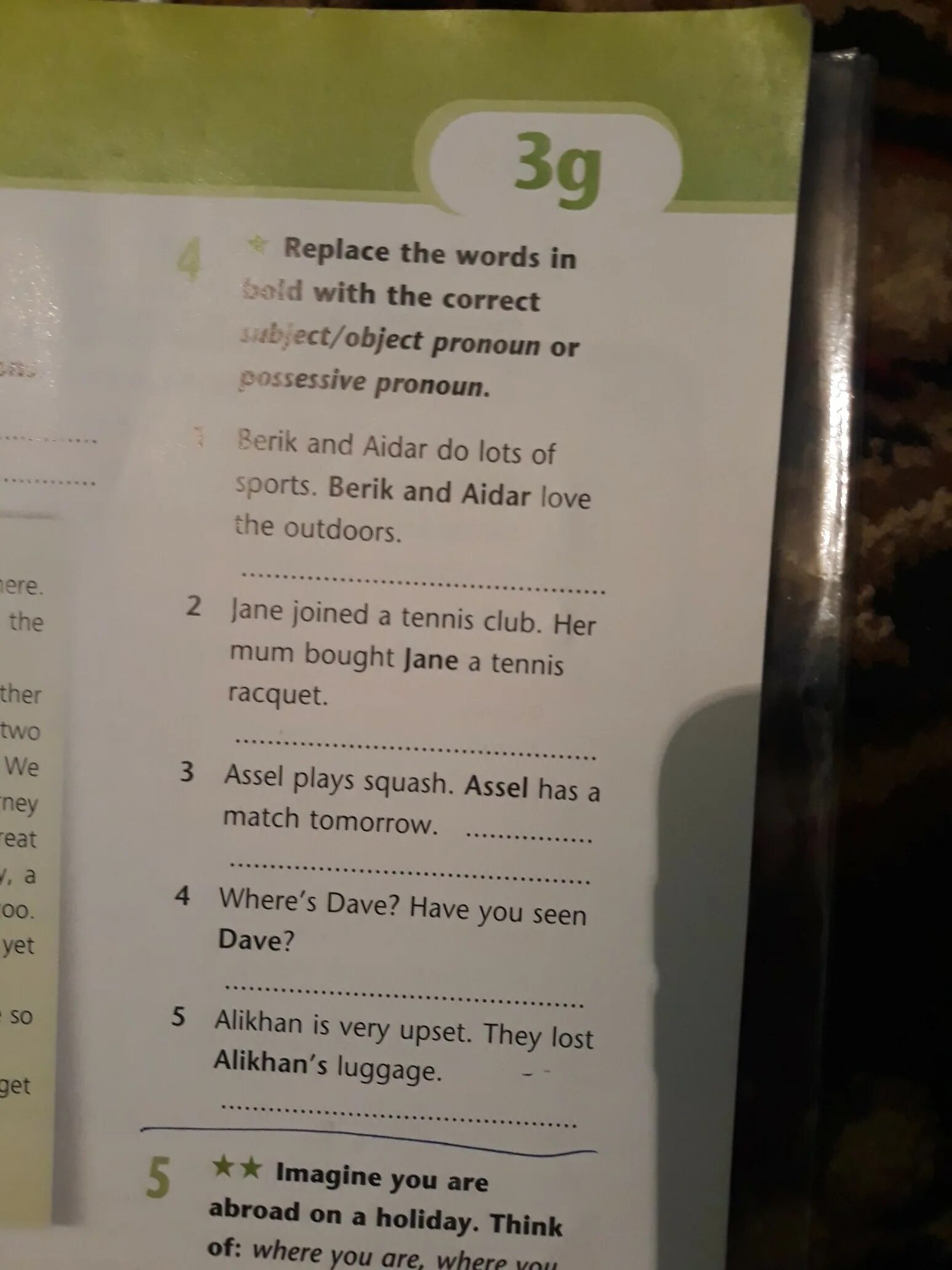 Replace the words in bold with their. Replace the words in bold with object pronouns ответы. replace the words in bold with the correct personal pronoun перевод.