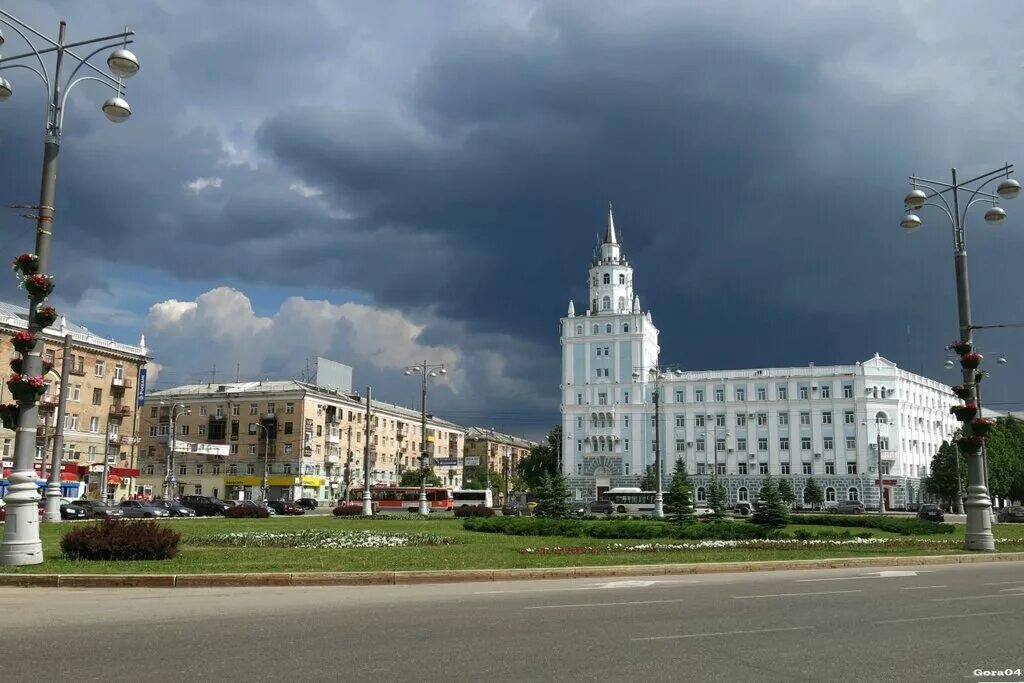 Комсомольский проспект Пермь башня смерти. Комсомольская площадь Пермь. Башня смерти здание управления внутренних дел Пермского края. Пермь Комсомольская площадь башня смерти.