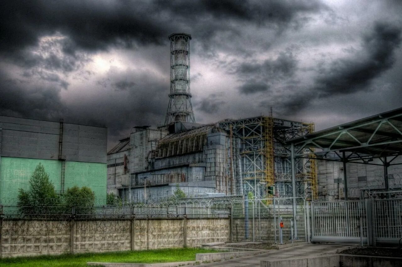 Ядерный город в украине. Атомная электростанция Чернобыль. Станция ЧАЭС Чернобыль. Припять Чернобыль атомная станция. 4 Энергоблок ЧАЭС 1986.