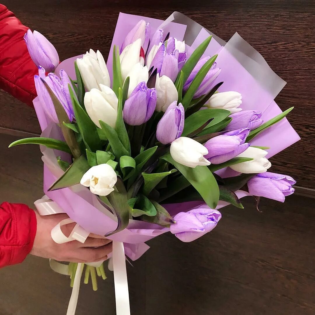17 тюльпанов. 19 пионовидных тюльпанов. 17 тюльпанов. Букет из 17 тюльпанов. Букет тюльпанов 17 штук.