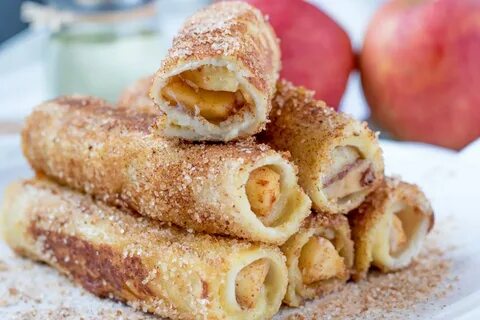 Рулетики из теста с яблоками