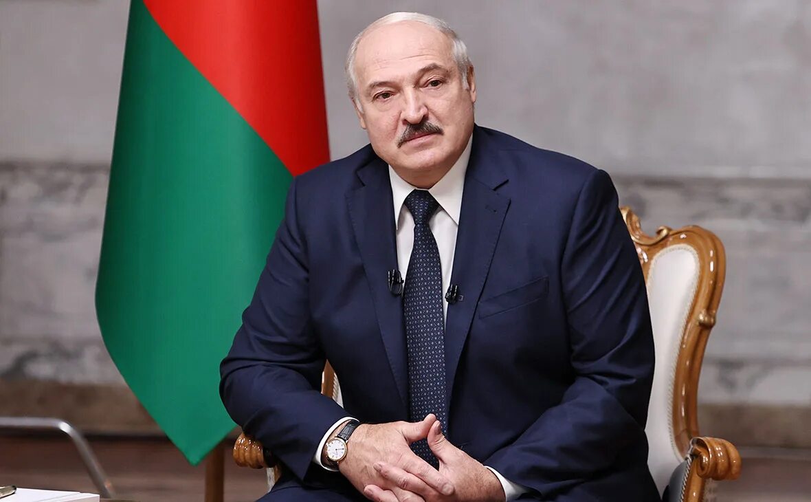 Лукашенко фото. Лукашенко портрет. Лукашенко 1994. Лукашенко 1984. Aleksandr lukashenko батька.
