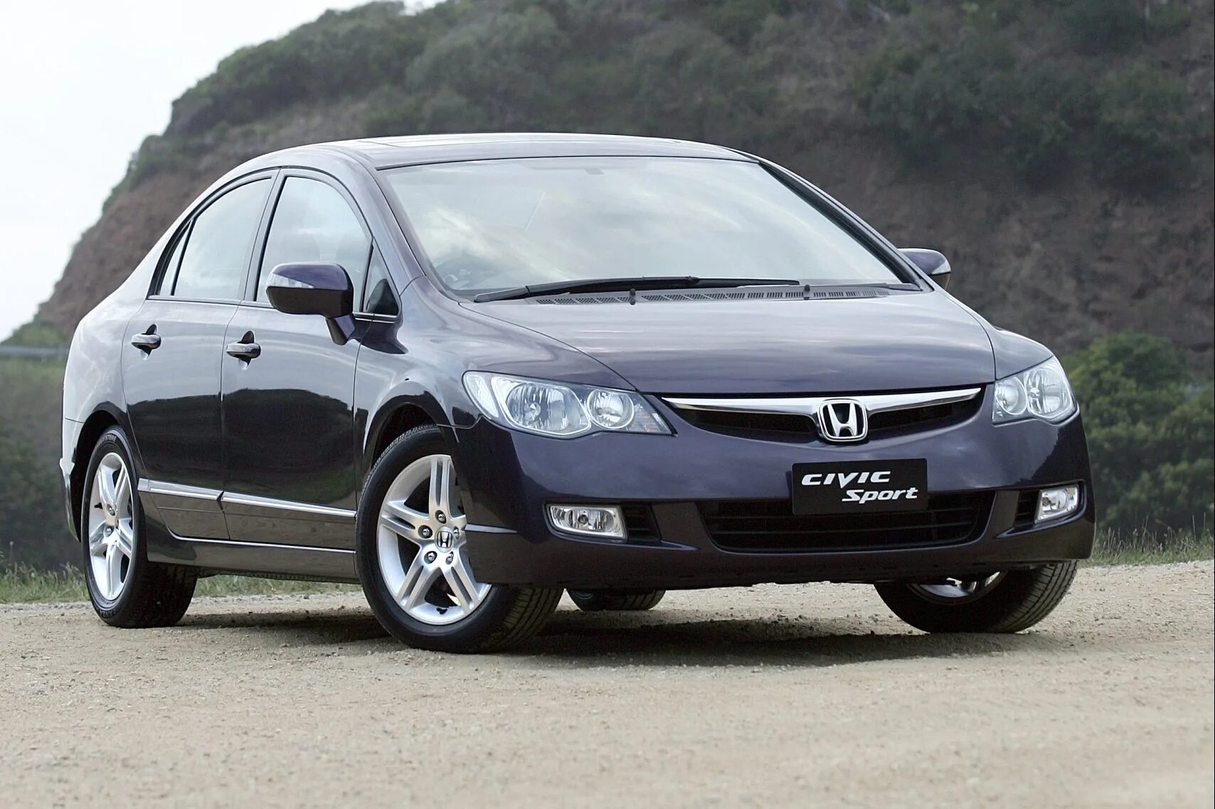 Хонда цивик 8 поколение седан. Honda civic 2012 седан. Honda civic 2013 седан. Honda civic 4d 2008. Хонда сивик 8 поколения седан.