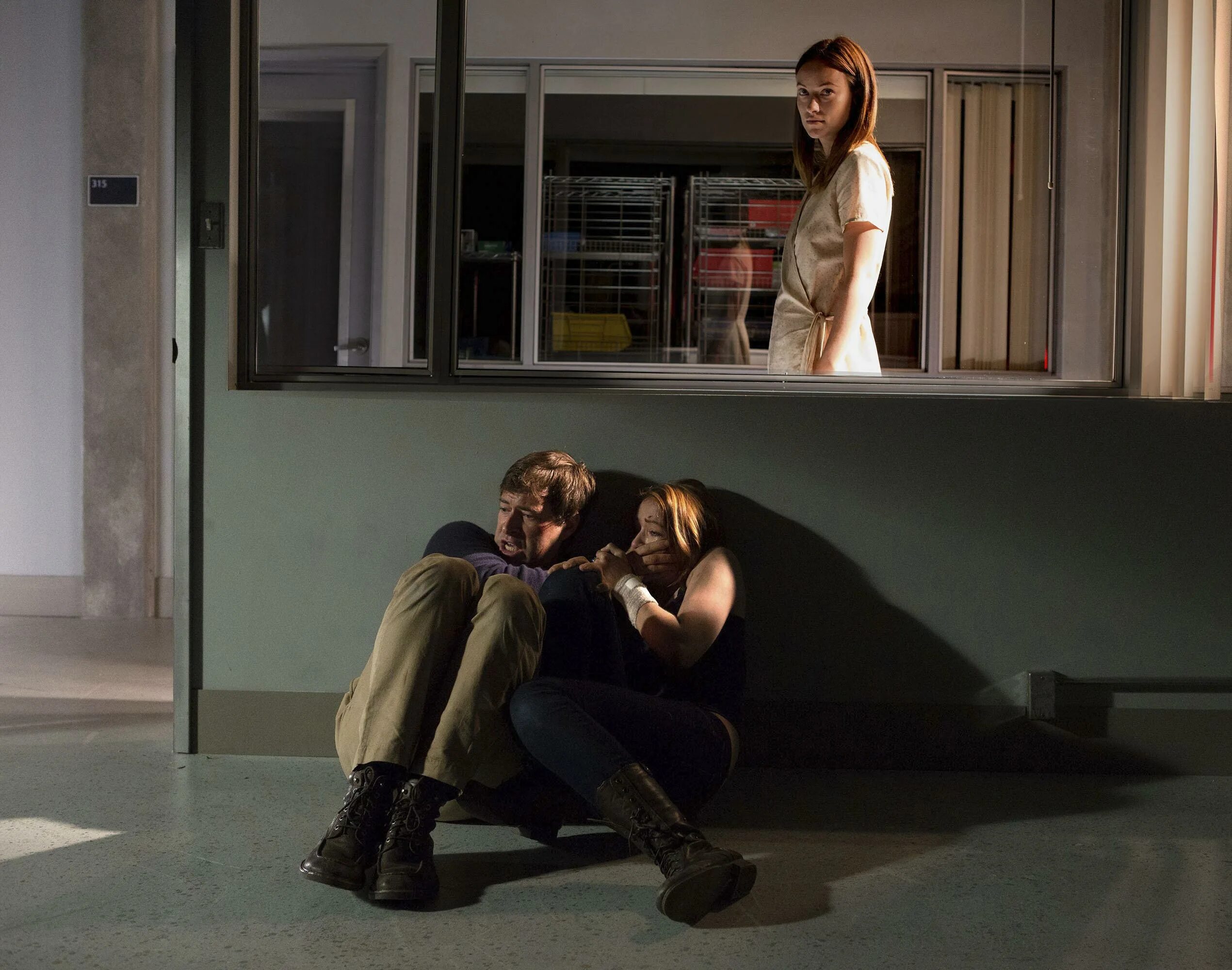 Оливия уайлд эффект лазаря. Оливия уайлд эффект лазаря. Эффект лазаря это. Эффект лазаря (2015). Эмили келавос.