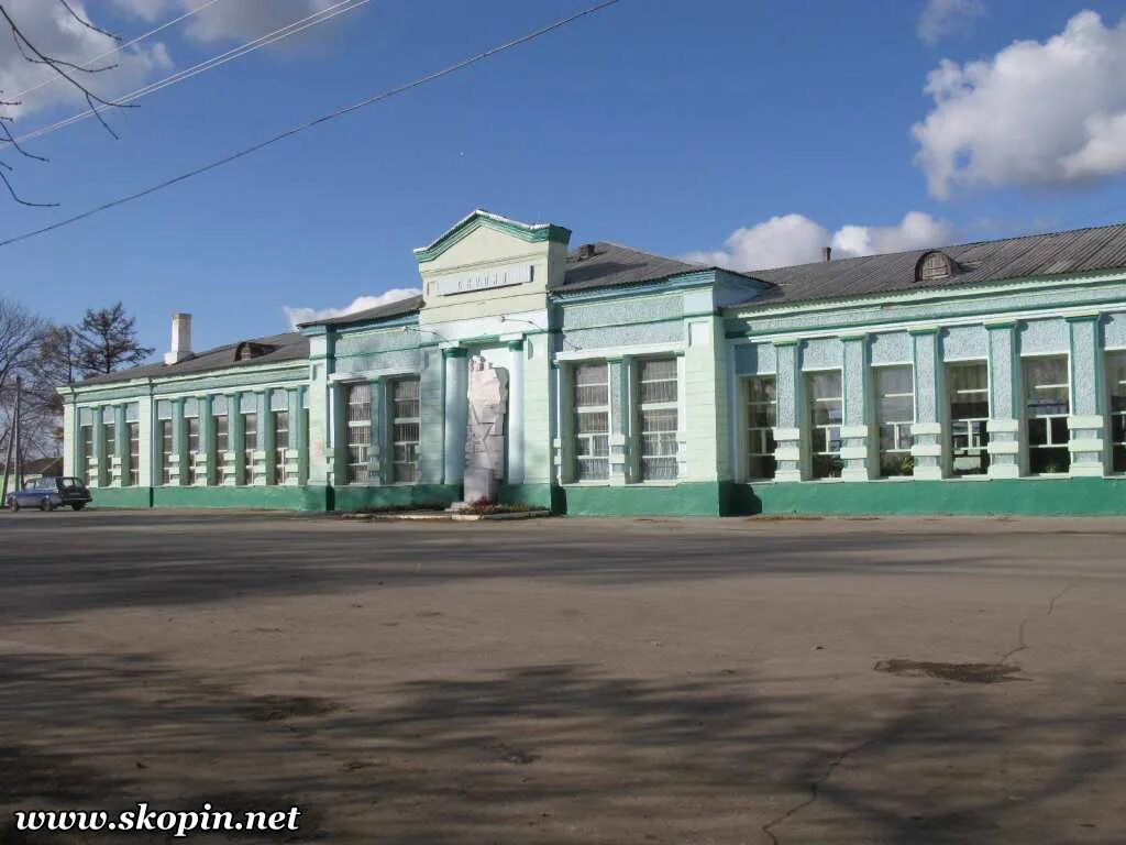 памятники города скопина рязанской области. скопин рязанская область. железнодорожная станция скопин. скопин дворец дворец культуры. город скопин какая область.
