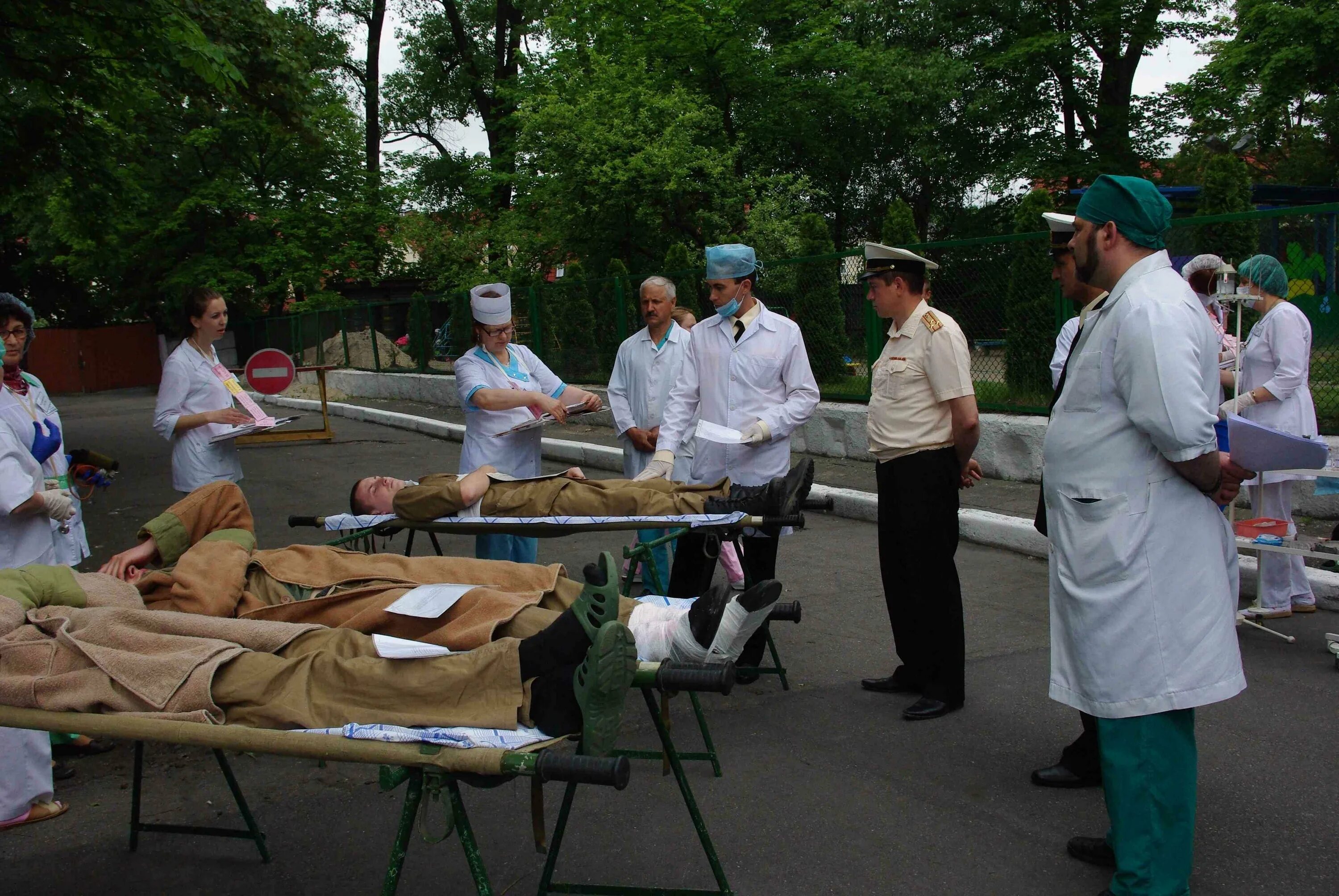 Военно-морской госпиталь владивосток. Военный врач на корабле. Военно морской госпиталь балтийск. Российский военно морской госпиталь. 1472-й военно-морской клинический госпиталь.