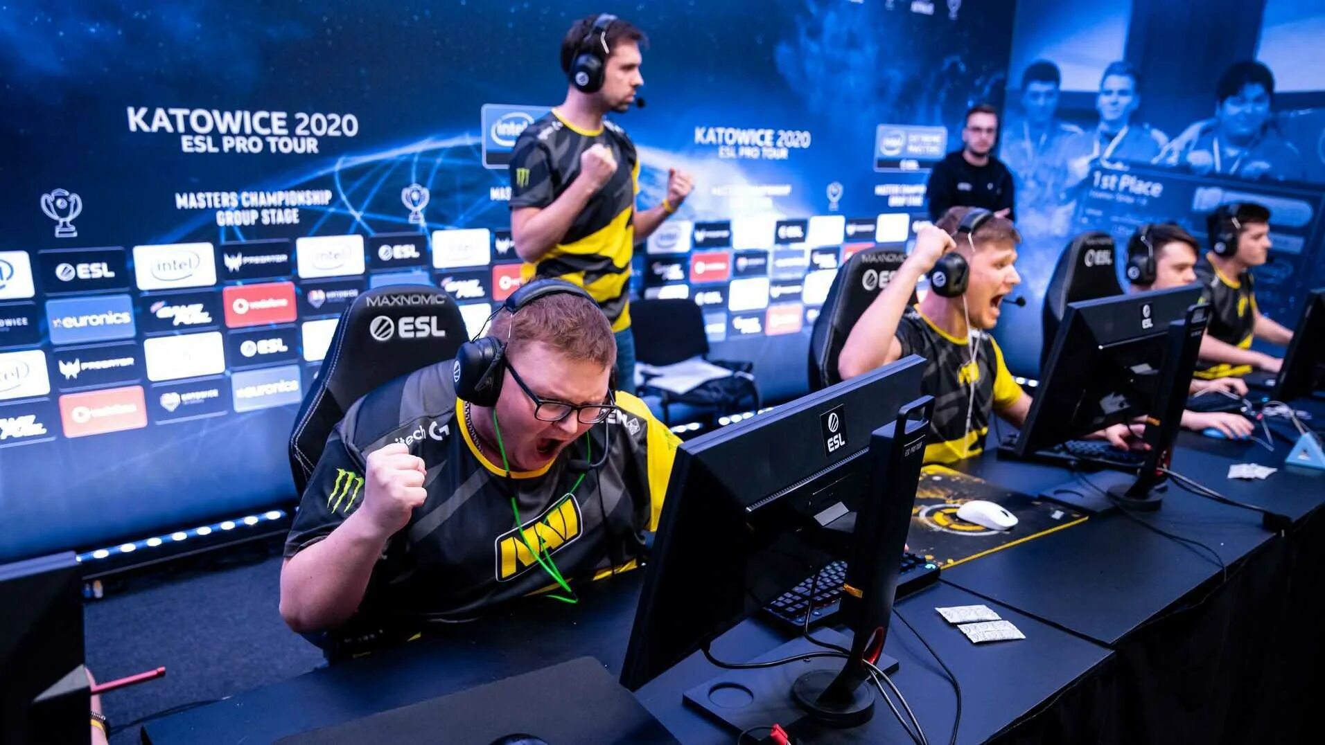 Natus vincere g2 esports. Нави IEM Katowice 2020. Navi CS go 2020. Киберспортсмены КС го нави. Нави КС го мажор.