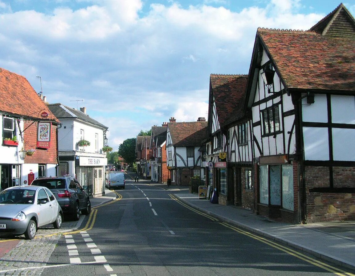 Towns in england. Эденбридж город. Город Тонбридж Англии. Город Севенокс Англия. Севенокс Англия графство Кент новостройки.