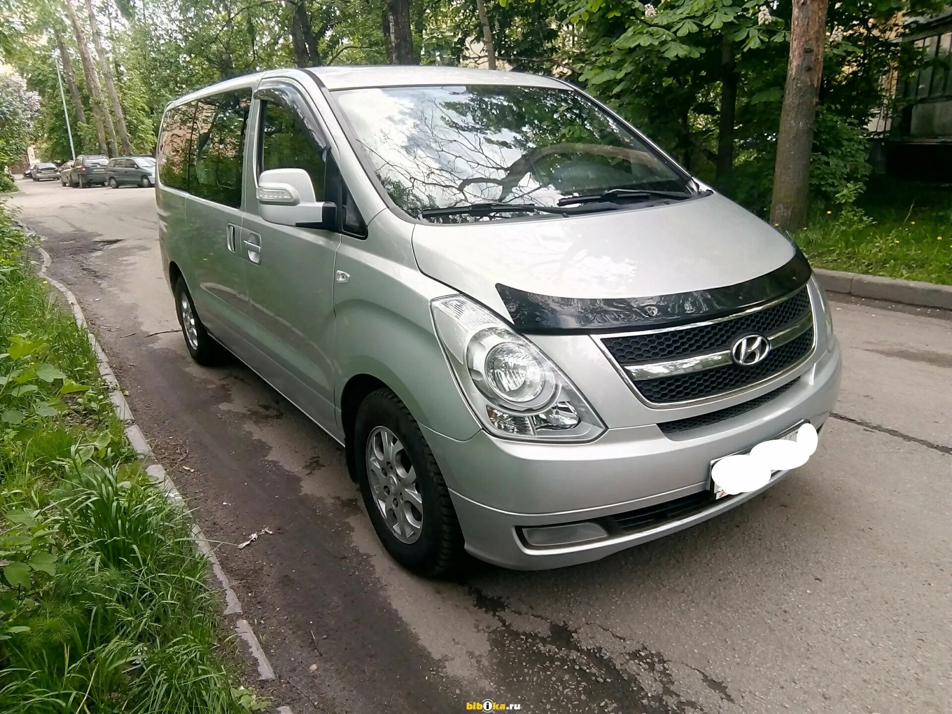 Купить хундай б у спб. Hyundai Grand Starex 2009. Нёндай Грант сртарекс 2009. Хендай Грант Старекс 2009.