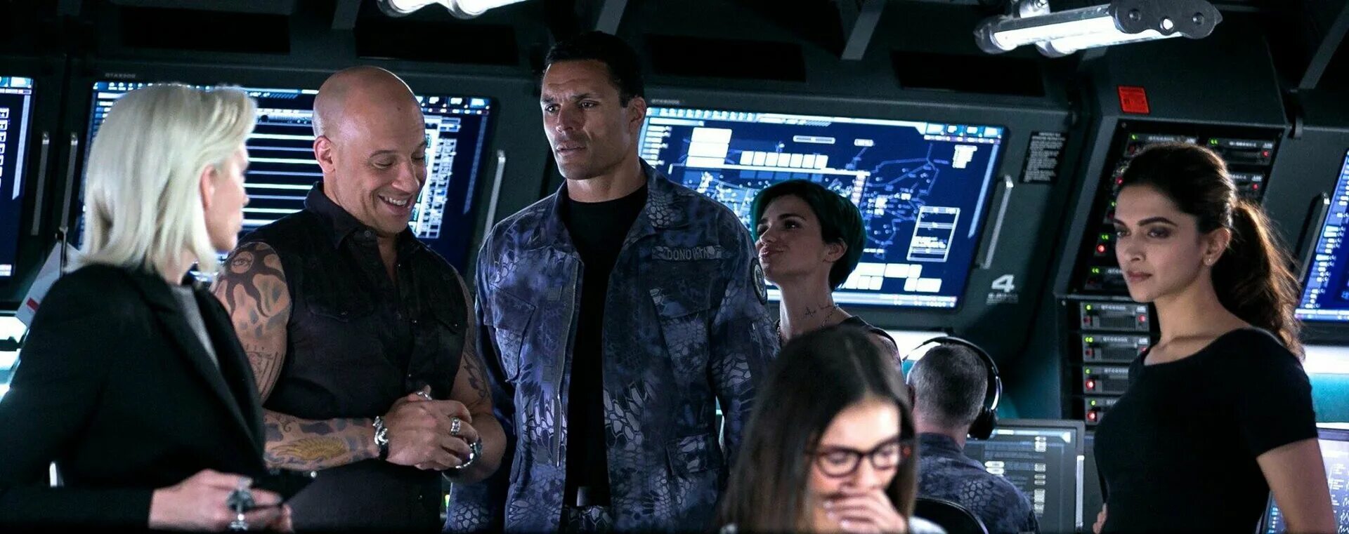 Три-икса-мировое-господство-2017. Донни йен три икса мировое господство. Три икса мировое господство. Три х мировое. Три х мировое.