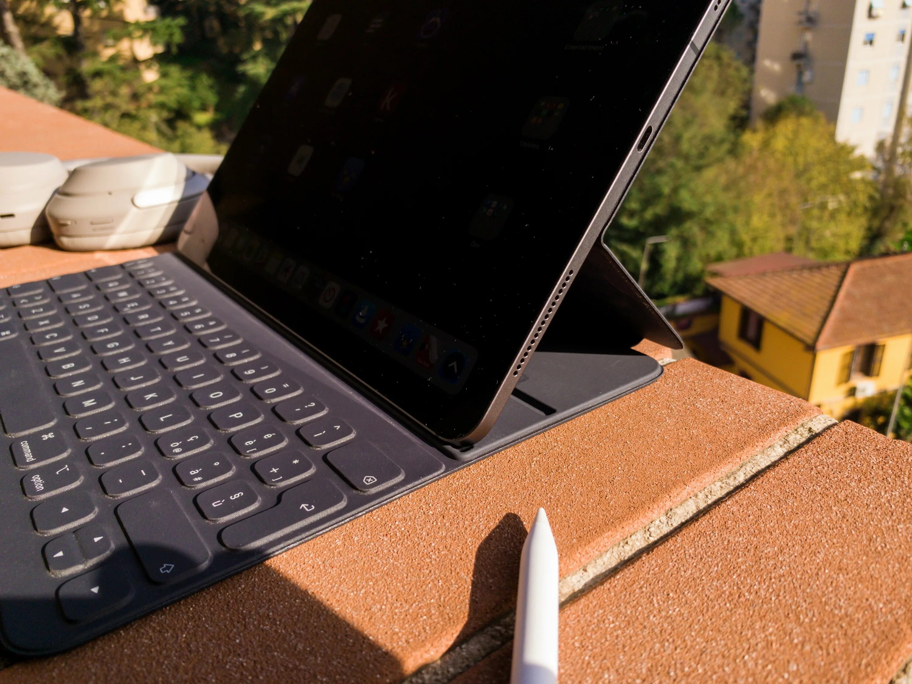 Smart keyboard folio. Apple smart keyboard folio. клавиатура smart keyboard folio. apple smart keyboard 10.9. ipad smart folio 11.