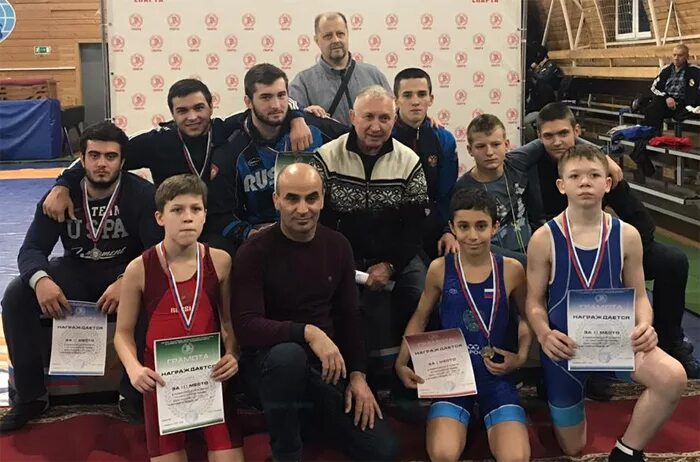 спарта москомспорта. спарта греко римская. греко римская борьба спарта. сумка для греко римской борьбы. спарта греко римская.