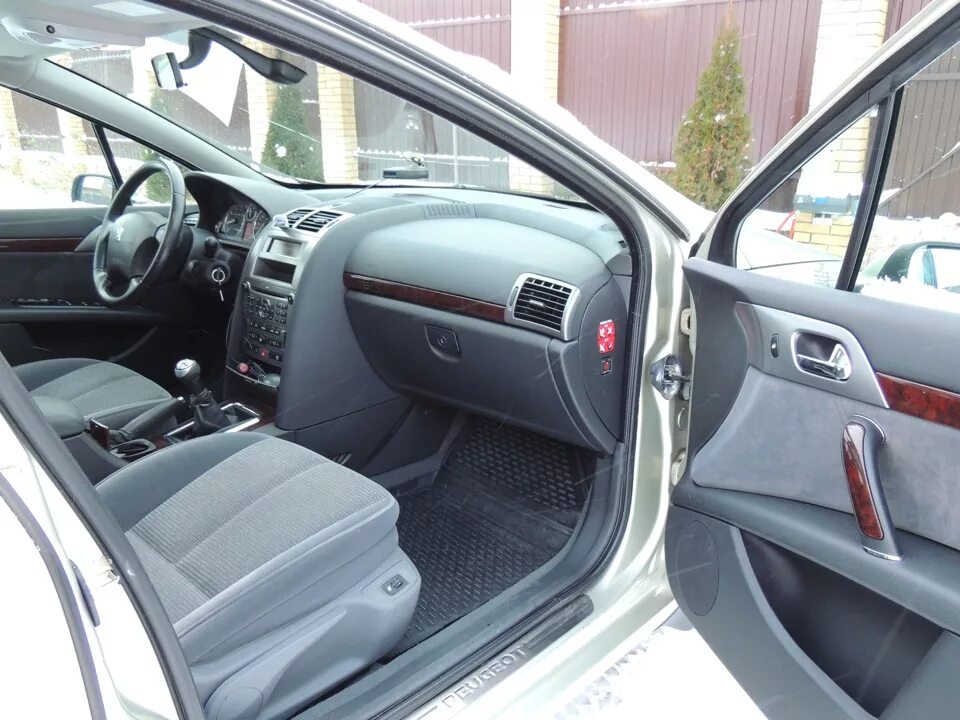 Peugeot 407 coupe салон. Пежо 407 салон. Пежо 407 салон. Пежо 407 салон. Пежо 407 2005 салон.