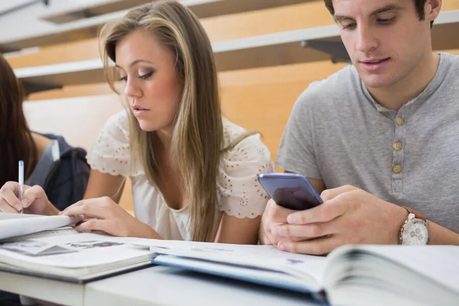 Самые лучшие студенты. Снять тестовое видео задание для студентов. Сложная учеба. Задачи студента. Обучение.