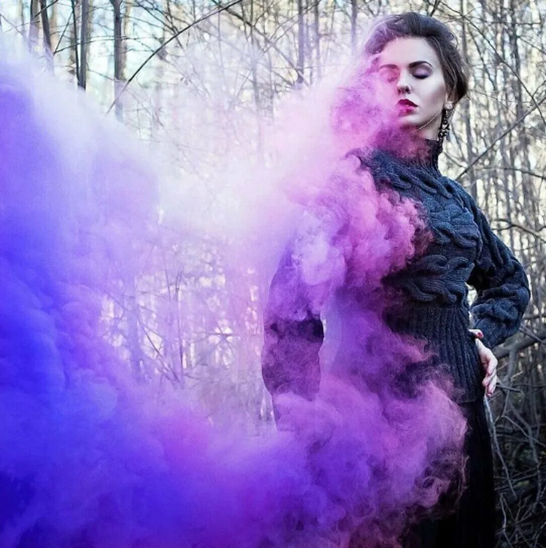 Цветной дым для фотосессии. Дымовая шашка цветная для фотосессии. Плотный дым. Фотосет с цветным дымом. Весен дым.