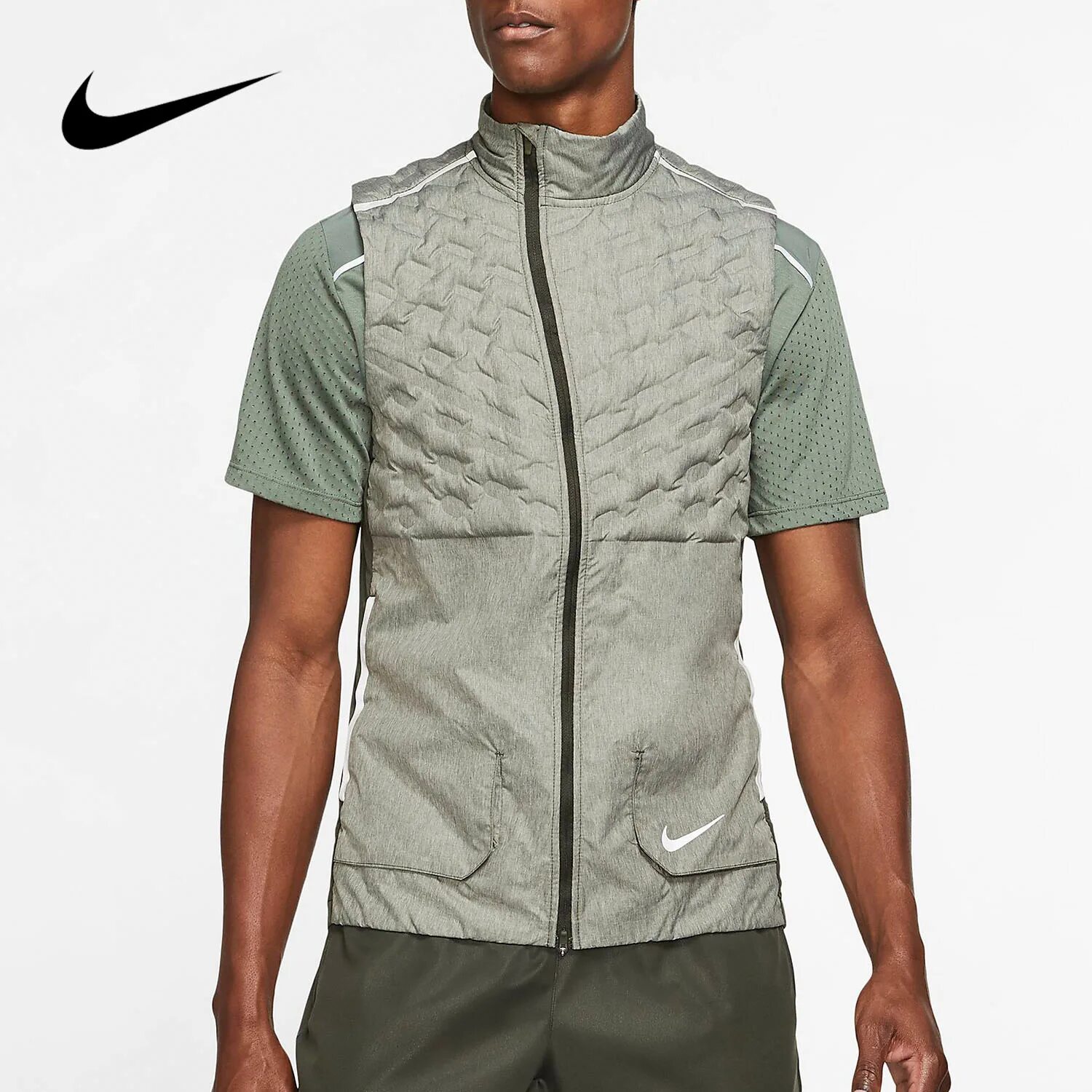 Найк жилет. Nike Aeroloft жилет мужской. Жилетка мужская Nike Dry 2019. Мужская жилетка найк Nike. Жилетка Nike DNA.