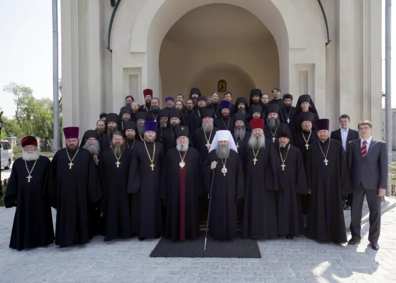 гревцев владимир торопец. викарий московской епархии архиепископ можайский григорий. управляющий делами московской патриархии. патриарх кирилл благословляет. управляющий делами патриархии.