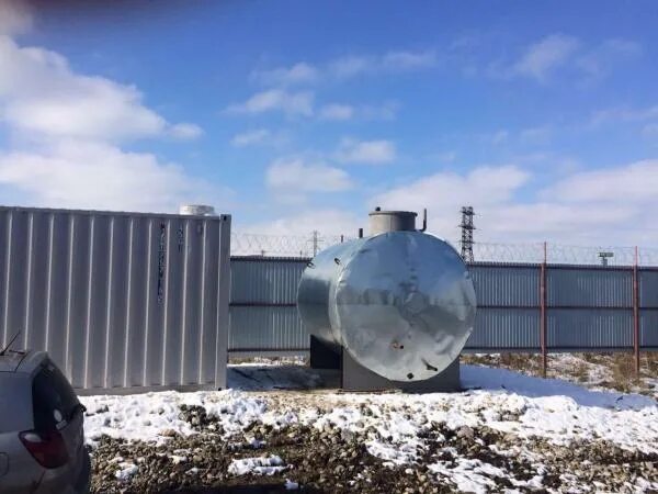 емкость 30м3 ташкент. резервуар нержавеющий для кислоты 16м. бак 20 кубов. резервуаров v=25 куб. емкость 10 20 кубов.