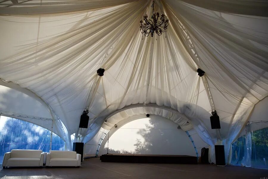 Шатер андерсен заречный. Шатер крестовский мартынова 94. Аэростар банкетный зал. Орловский парк отель шатер. Тропикана парк отель шатер.